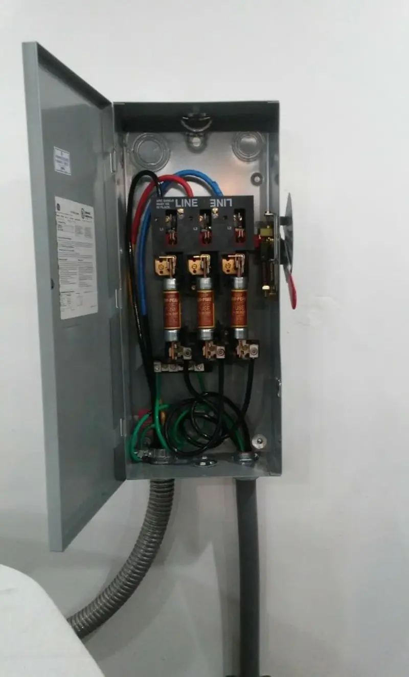 Three-phase disconnect switch installed for Electrical Wiring & Rewiring in East Pennsboro